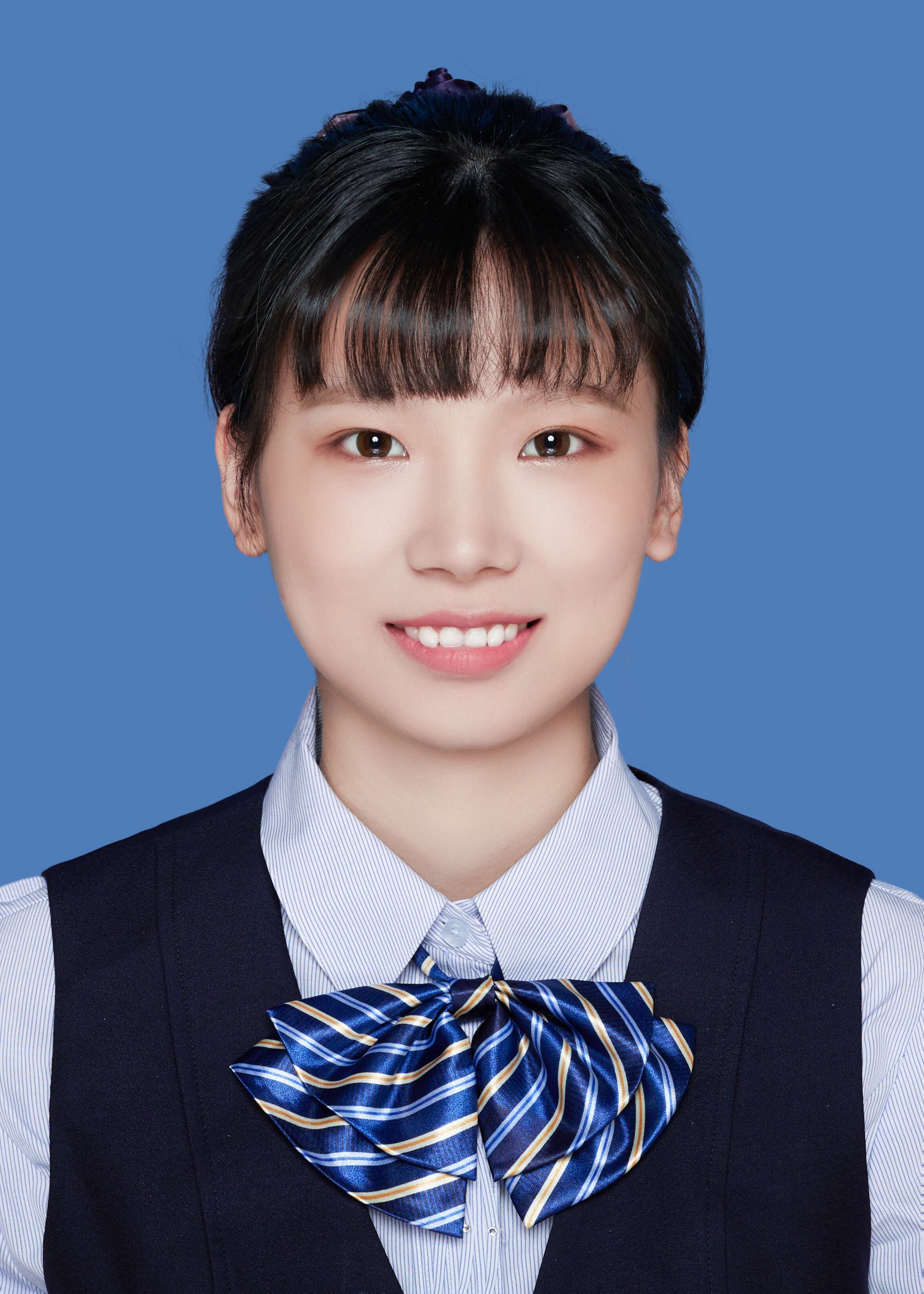 金吟吟